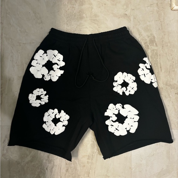 Denim tear shorts - Picture 1 of 2
